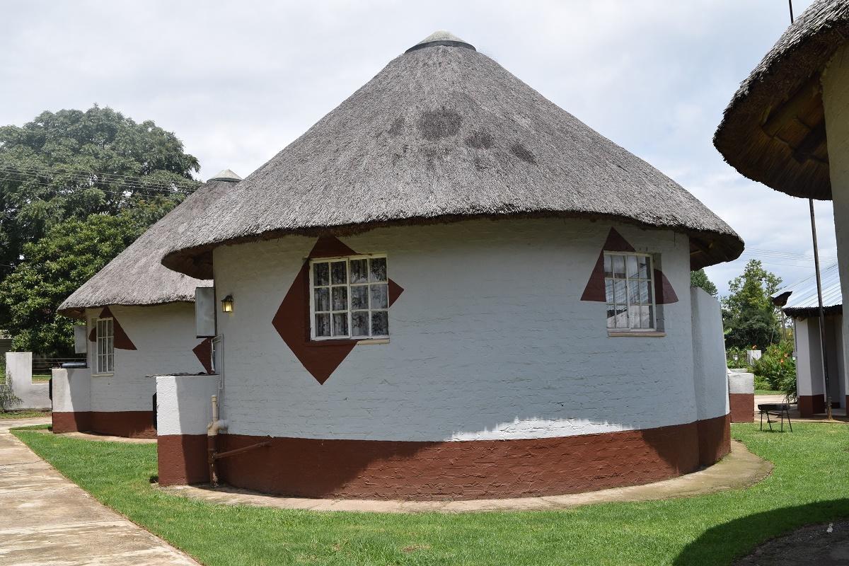 Sheri'S Lodge & Backpackers Graskop Esterno foto