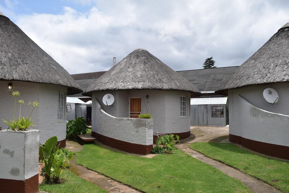 Sheri'S Lodge & Backpackers Graskop Esterno foto