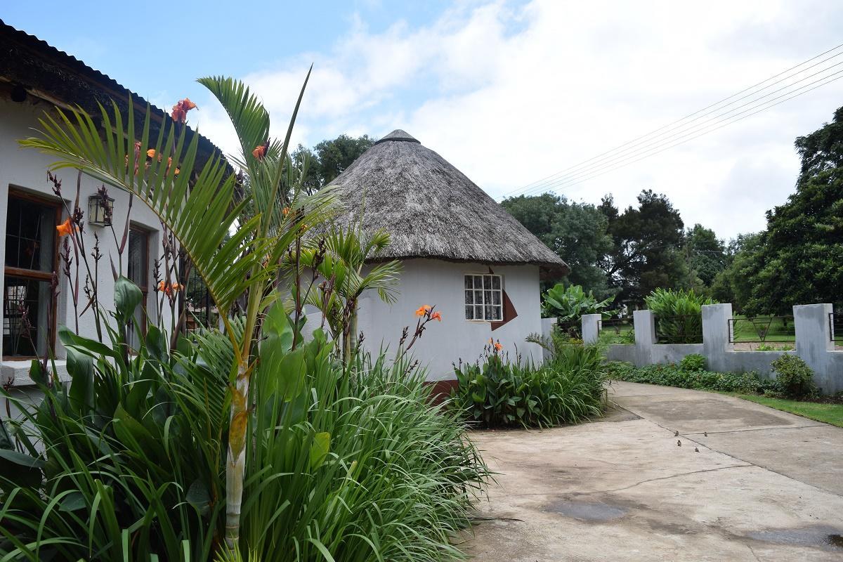 Sheri'S Lodge & Backpackers Graskop Esterno foto