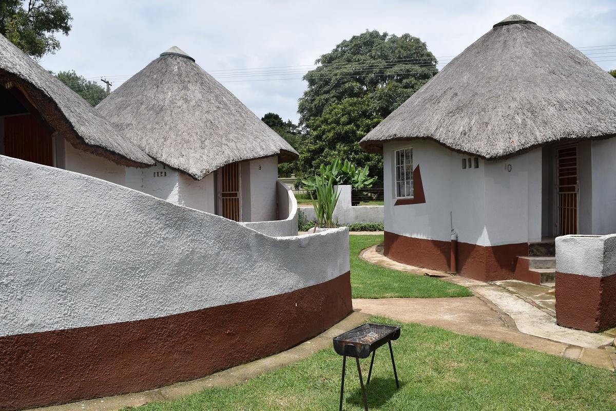 Sheri'S Lodge & Backpackers Graskop Esterno foto