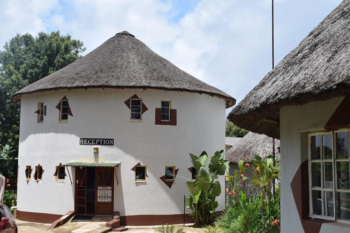 Sheri'S Lodge & Backpackers Graskop Esterno foto
